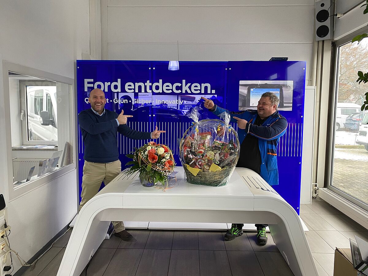 Jubiläum für Ford Bacher in Neuburg error_file_does_not_exist